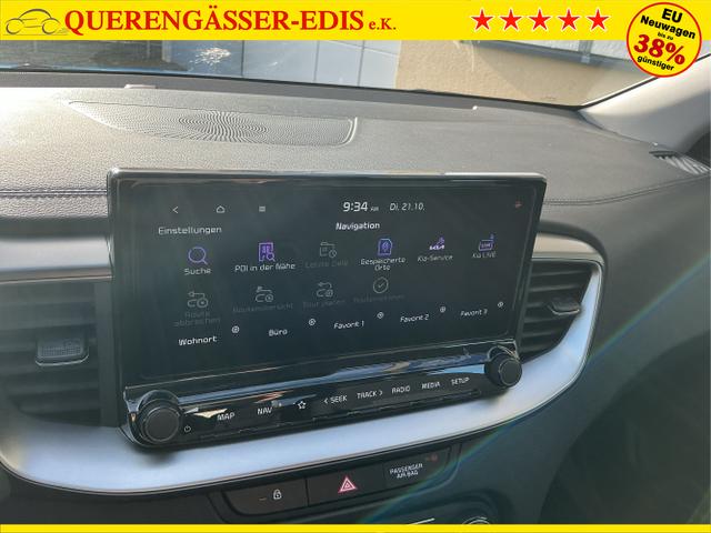 Kia / Ceed / Blau / Spin / Blue Flame / , Beispielbilder, ggf. teilweise mit Sonderausstattung