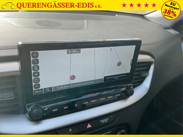 Kia / Ceed / Blau / Spin / Blue Flame / , Beispielbilder, ggf. teilweise mit Sonderausstattung