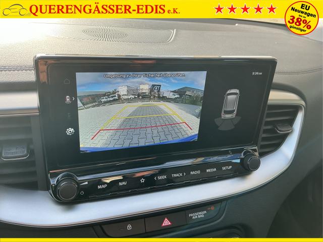 Kia / Ceed / Blau / Spin / Blue Flame / , Beispielbilder, ggf. teilweise mit Sonderausstattung