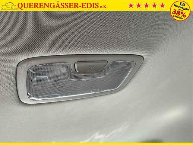 Kia / Ceed / Blau / Spin / Blue Flame / , Beispielbilder, ggf. teilweise mit Sonderausstattung