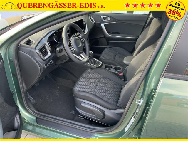 Kia / Ceed / Grün / Spin / Xperience Green / , Beispielbilder, ggf. teilweise mit Sonderausstattung