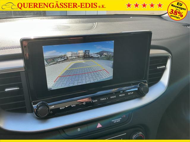 Kia / Ceed / Grün / Spin / Xperience Green / , Beispielbilder, ggf. teilweise mit Sonderausstattung
