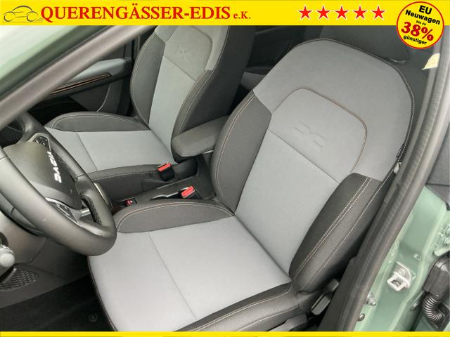 Dacia / Jogger / Grün / Extreme / Dusty Green / , Beispielbilder, ggf. teilweise mit Sonderausstattung