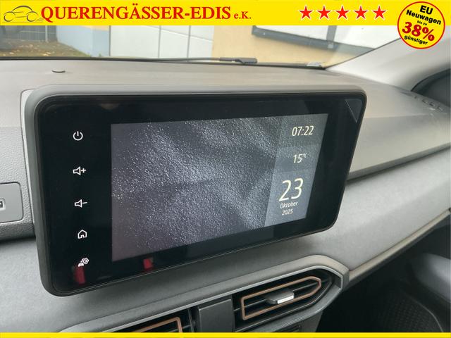 Dacia / Jogger / Grün / Extreme / Dusty Green / , Beispielbilder, ggf. teilweise mit Sonderausstattung