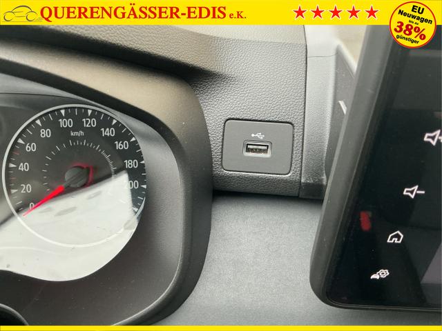 Dacia / Jogger / Grün / Extreme / Dusty Green / , Beispielbilder, ggf. teilweise mit Sonderausstattung