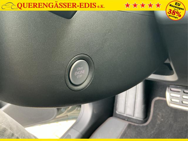 Cupra / Born / Gr&uuml;n / VZ / Dark-Forest Grūn / 