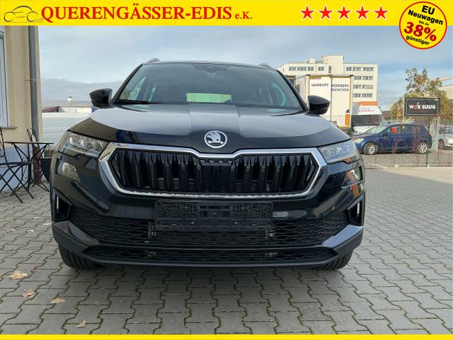 Skoda / Karoq / Schwarz / Selection / Black Magic Metalic / , Beispielbilder, ggf. teilweise mit Sonderausstattung