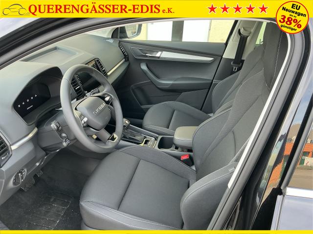 Skoda / Karoq / Schwarz / Selection / Black Magic Metalic / , Beispielbilder, ggf. teilweise mit Sonderausstattung