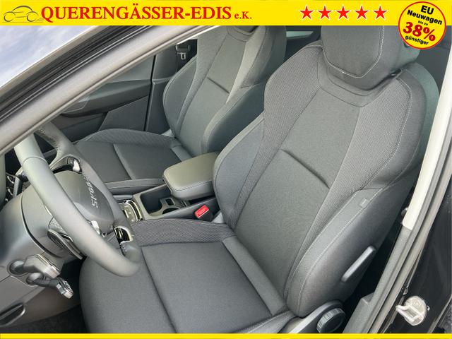 Skoda / Karoq / Schwarz / Selection / Black Magic Metalic / , Beispielbilder, ggf. teilweise mit Sonderausstattung