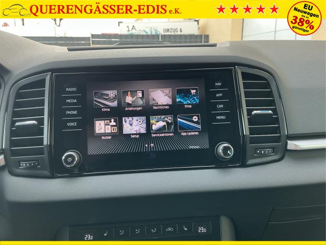 Skoda / Karoq / Schwarz / Selection / Black Magic Metalic / , Beispielbilder, ggf. teilweise mit Sonderausstattung