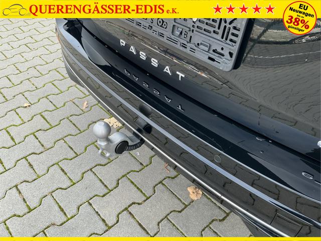 Volkswagen / Passat Variant / Schwarz / Elegance+AHK / Grenadilla Black Metalic / , Beispielbilder, ggf. teilweise mit Sonderausstattung