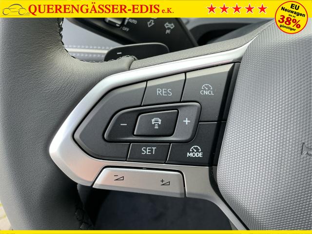 Volkswagen / Passat Variant / Schwarz / Elegance+AHK / Grenadilla Black Metalic / , Beispielbilder, ggf. teilweise mit Sonderausstattung