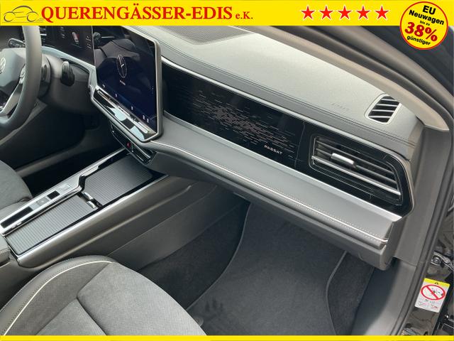 Volkswagen / Passat Variant / Schwarz / Elegance+AHK / Grenadilla Black Metalic / , Beispielbilder, ggf. teilweise mit Sonderausstattung