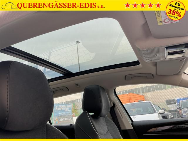 Volkswagen / Passat Variant / Grau / Elegance+AHK / Diabase Grey / , Beispielbilder, ggf. teilweise mit Sonderausstattung