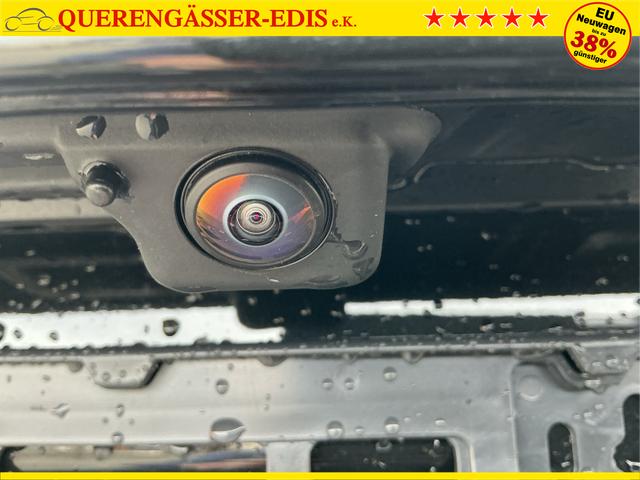 Volkswagen / Passat Variant / Schwarz / Elegance / Grenadilla Black / , Beispielbilder, ggf. teilweise mit Sonderausstattung