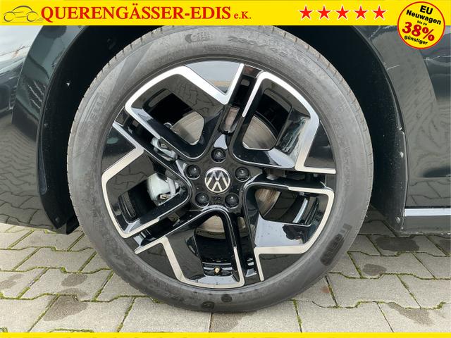 Volkswagen / Passat Variant / Schwarz / Elegance / Grenadilla Black / , Beispielbilder, ggf. teilweise mit Sonderausstattung