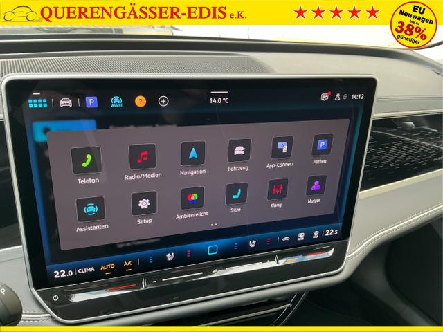 Volkswagen / Passat Variant / Schwarz / Elegance / Grenadilla Black / , Beispielbilder, ggf. teilweise mit Sonderausstattung