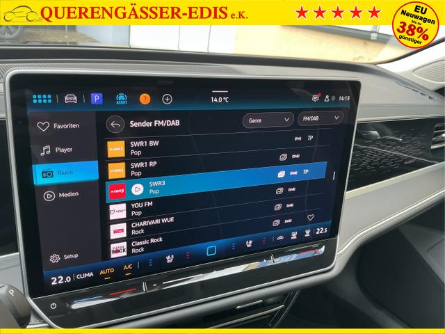 Volkswagen / Passat Variant / Schwarz / Elegance / Grenadilla Black / , Beispielbilder, ggf. teilweise mit Sonderausstattung