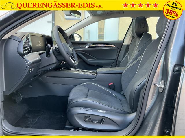 Volkswagen / Passat Variant / Grau / Elegance / Diabase Grey / , Beispielbilder, ggf. teilweise mit Sonderausstattung