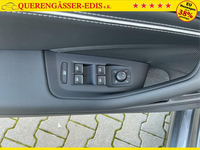 Volkswagen / Passat Variant / Grau / Elegance / Diabase Grey / , Beispielbilder, ggf. teilweise mit Sonderausstattung