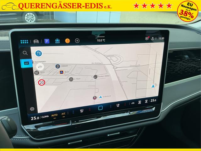 Volkswagen / Passat Variant / Grau / Elegance / Diabase Grey / , Beispielbilder, ggf. teilweise mit Sonderausstattung