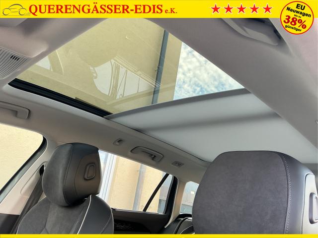 Volkswagen / Passat Variant / Grau / Elegance / Diabase Grey / , Beispielbilder, ggf. teilweise mit Sonderausstattung