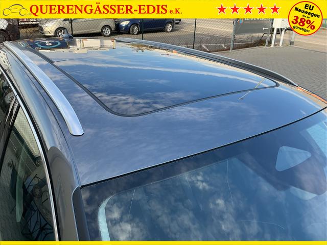 Volkswagen / Passat Variant / Grau / Elegance / Diabase Grey / , Beispielbilder, ggf. teilweise mit Sonderausstattung