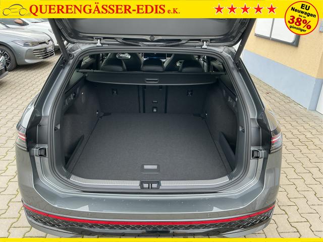 Volkswagen / Passat Variant / Grau / R-Line / Diabasgrau / , Beispielbilder, ggf. teilweise mit Sonderausstattung