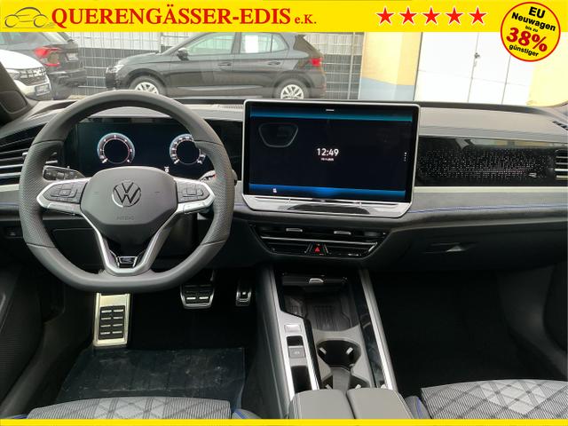 Volkswagen / Passat Variant / Grau / R-Line / Diabasgrau / , Beispielbilder, ggf. teilweise mit Sonderausstattung