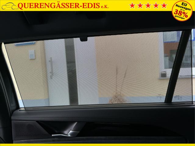 Volkswagen / Passat Variant / Grau / R-Line / Diabasgrau / , Beispielbilder, ggf. teilweise mit Sonderausstattung