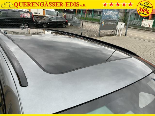 Volkswagen / Passat Variant / Grau / R-Line / Diabasgrau / , Beispielbilder, ggf. teilweise mit Sonderausstattung