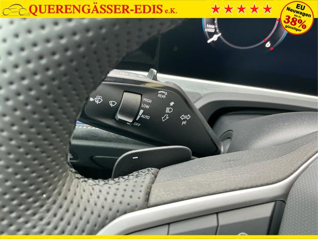 Volkswagen / Passat Variant / Grau / R-Line / Diabasgrau / , Beispielbilder, ggf. teilweise mit Sonderausstattung