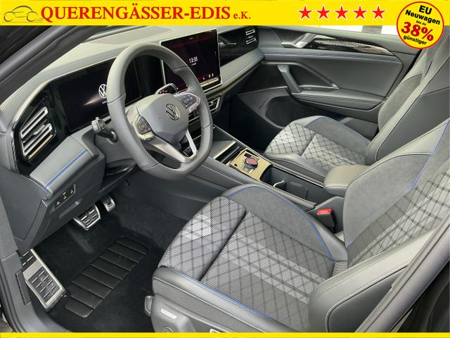 Volkswagen / Tiguan / Schwarz / R-Line / Deep Black Perleffekt / , Beispielbilder, ggf. teilweise mit Sonderausstattung