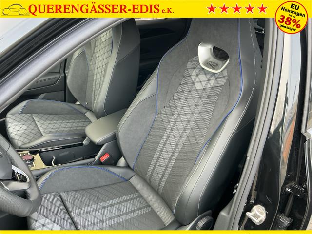 Volkswagen / Tiguan / Schwarz / R-Line / Deep Black Perleffekt / , Beispielbilder, ggf. teilweise mit Sonderausstattung