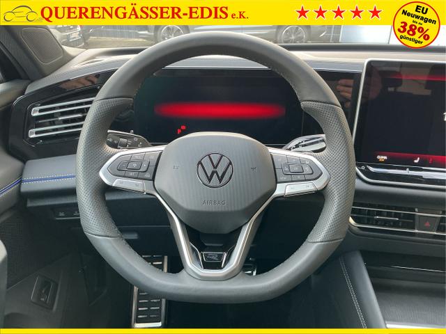 Volkswagen / Tiguan / Schwarz / R-Line / Deep Black Perleffekt / , Beispielbilder, ggf. teilweise mit Sonderausstattung