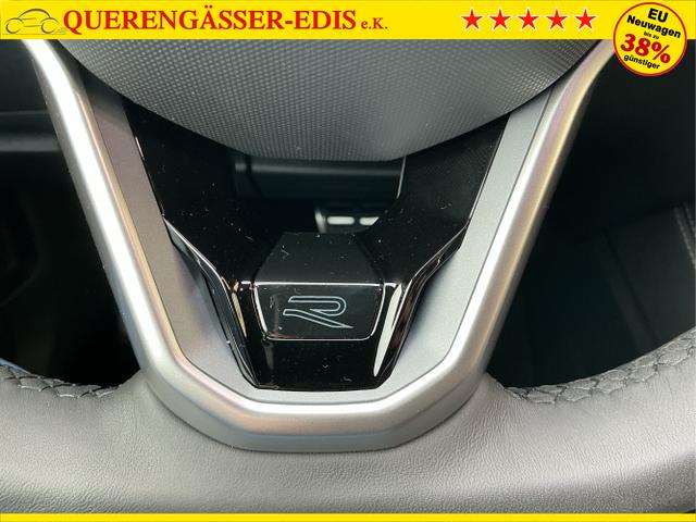 Volkswagen / Tiguan / Schwarz / R-Line / Deep Black Perleffekt / , Beispielbilder, ggf. teilweise mit Sonderausstattung