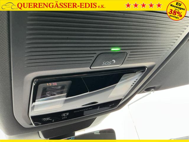 Volkswagen / Tiguan / Schwarz / R-Line / Deep Black Perleffekt / , Beispielbilder, ggf. teilweise mit Sonderausstattung