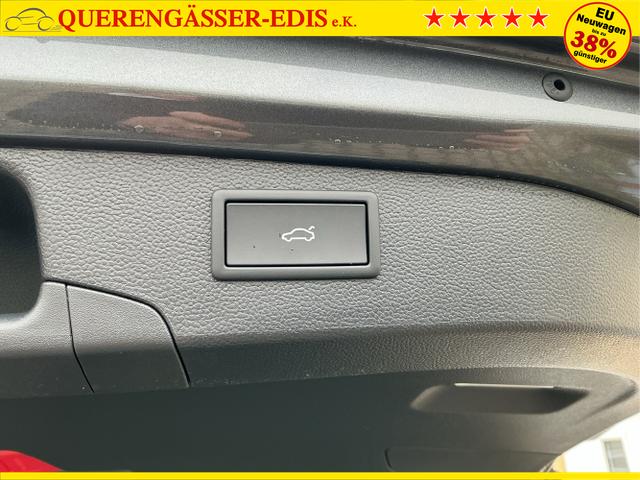 Volkswagen / Passat Variant / Grau / R-Line. AHK / Diabasgrau / , Beispielbilder, ggf. teilweise mit Sonderausstattung