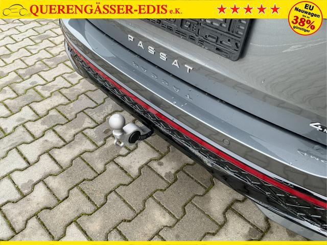 Volkswagen / Passat Variant / Grau / R-Line. AHK / Diabasgrau / , Beispielbilder, ggf. teilweise mit Sonderausstattung