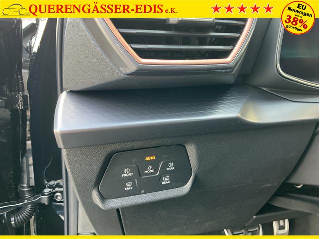 Cupra / Leon Sportstourer / Schwarz / Sp VZ AHK / Midnight Black / , Beispielbilder, ggf. teilweise mit Sonderausstattung