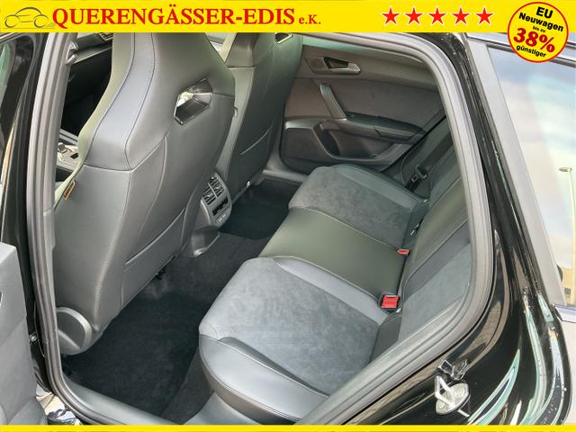 Cupra / Leon Sportstourer / Schwarz / Sp VZ AHK / Midnight Black / , Beispielbilder, ggf. teilweise mit Sonderausstattung