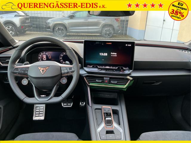 Cupra / Leon Sportstourer / Schwarz / Sp VZ AHK / Midnight Black / , Beispielbilder, ggf. teilweise mit Sonderausstattung