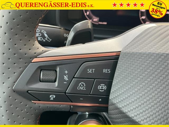 Cupra / Leon Sportstourer / Schwarz / Sp VZ AHK / Midnight Black / , Beispielbilder, ggf. teilweise mit Sonderausstattung