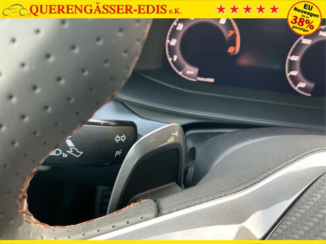 Cupra / Leon Sportstourer / Schwarz / Sp VZ AHK / Midnight Black / , Beispielbilder, ggf. teilweise mit Sonderausstattung