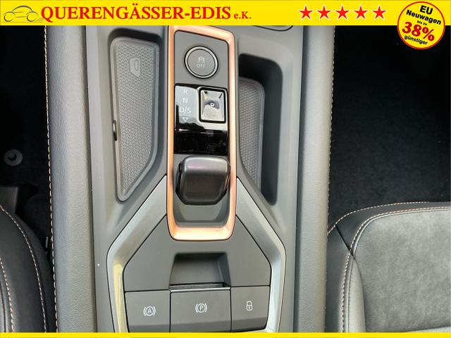 Cupra / Leon Sportstourer / Schwarz / Sp VZ AHK / Midnight Black / , Beispielbilder, ggf. teilweise mit Sonderausstattung