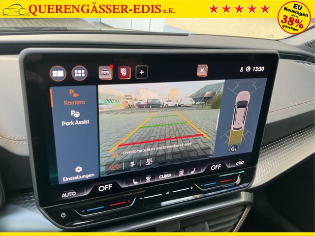 Cupra / Leon Sportstourer / Schwarz / Sp VZ AHK / Midnight Black / , Beispielbilder, ggf. teilweise mit Sonderausstattung