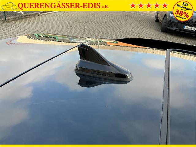 Cupra / Leon Sportstourer / Schwarz / Sp VZ AHK / Midnight Black / , Beispielbilder, ggf. teilweise mit Sonderausstattung