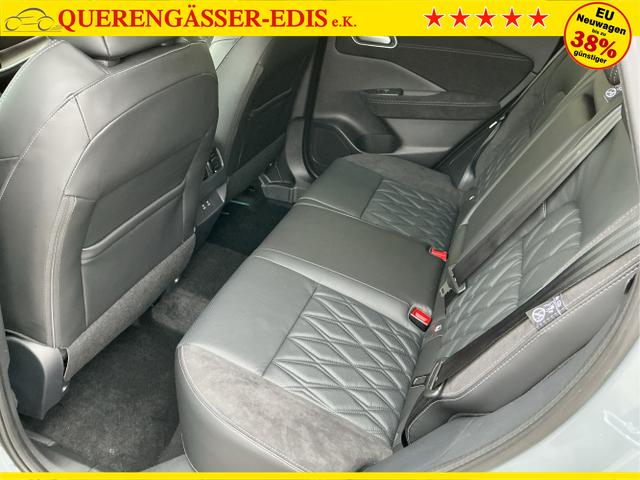 Nissan / Qashqai / Grau / Tekna+ / Ceramic Grey / , Beispielbilder, ggf. teilweise mit Sonderausstattung