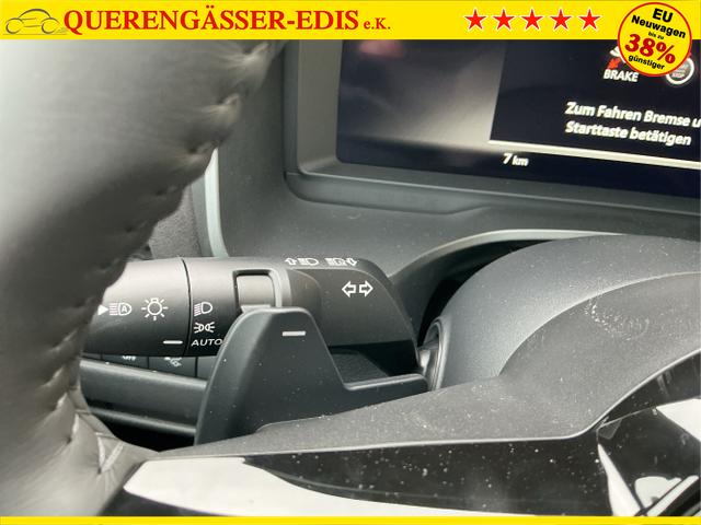 Nissan / Qashqai / Grau / Tekna+ / Ceramic Grey / , Beispielbilder, ggf. teilweise mit Sonderausstattung