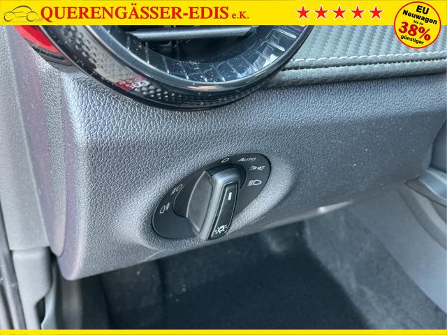 Skoda / Fabia / Rot / Classic+AHK / Velvet Red /Black Magic / , Beispielbilder, ggf. teilweise mit Sonderausstattung